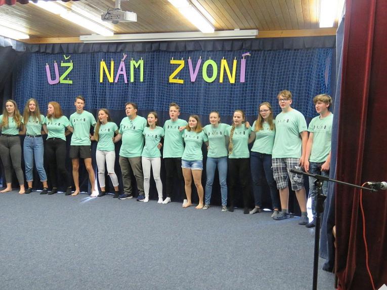 POSLEDNÍ ZVONĚNÍ IX. TŘÍDY